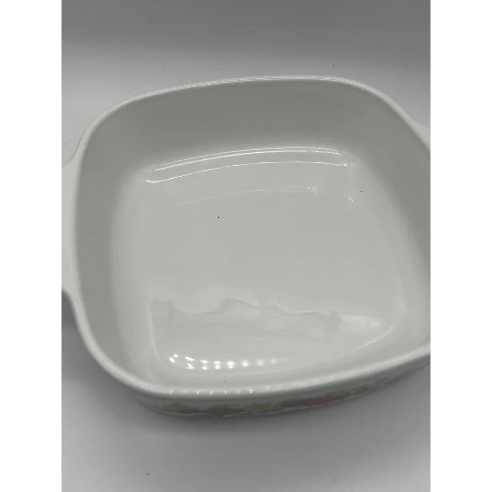 Corning Ware Casserole Dish Unisex OS White L'Echalote La Marjolaine Vintage Lid